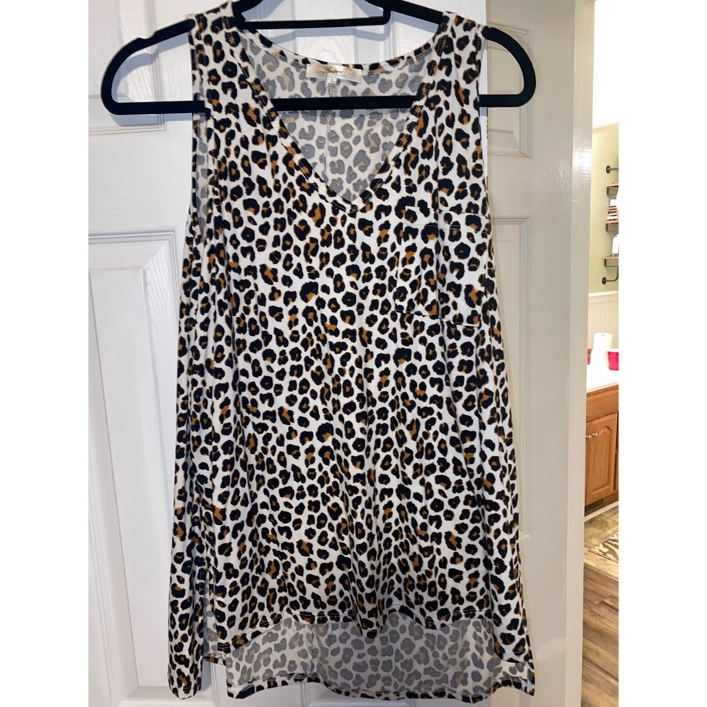BRAND NEW v-neck tank top